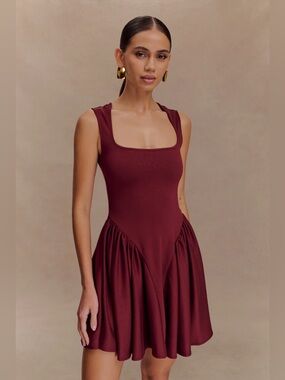 NWT Meshki Sharon Scuba Jersey Dress 😍
